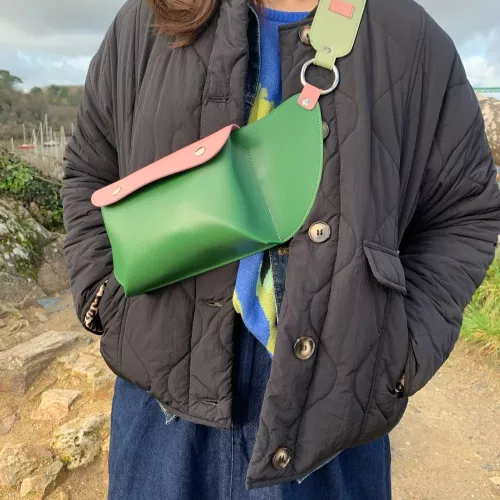 Banane vegane tricolore FURUTSU SARADA gazon, cerisier et sauge