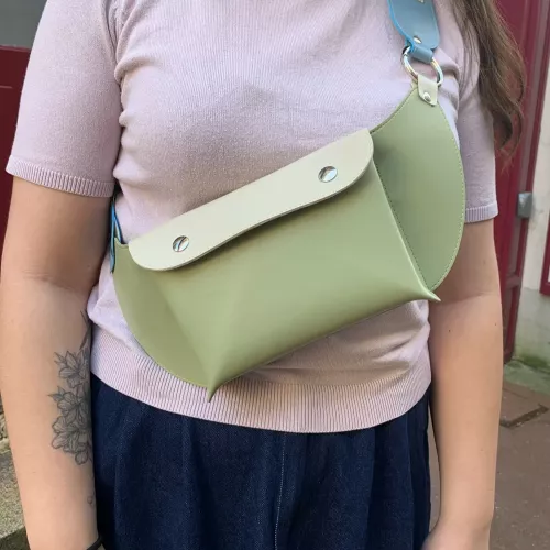 Banane vegane tricolore FURUTSU SARADA sauge, sable et ciel